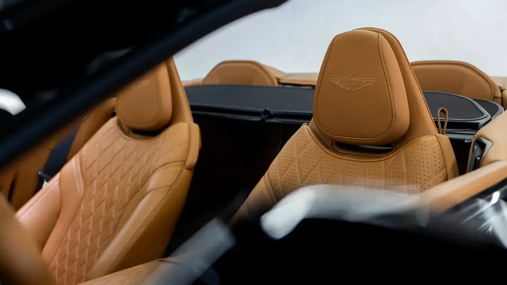 DB12 Volante - Convertible | Rare Full Spec | Low Mileage - Image 16