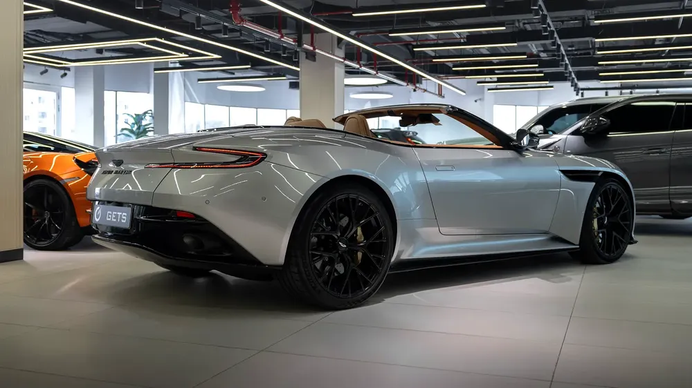 DB12 Volante - Convertible | Rare Full Spec | Low Mileage - Image 9