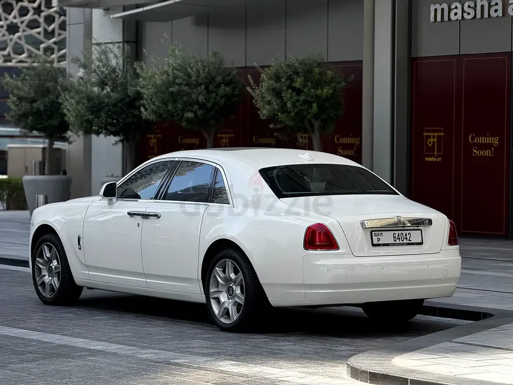 Rolls-Royce Ghost 2013 | GCC Specs | Pristine Condition - Image 5