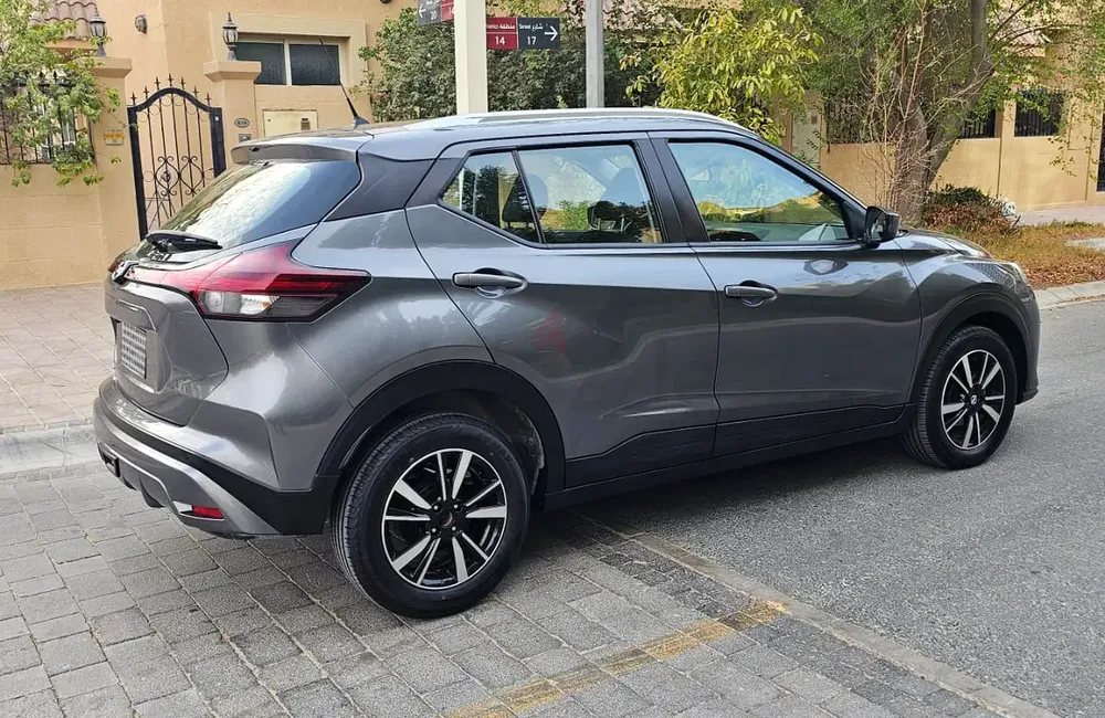 2021 Nissan Kicks S | GCC | Grey | Rear Camera + Sensors | 71K KM | Excellent Condition - Image 5