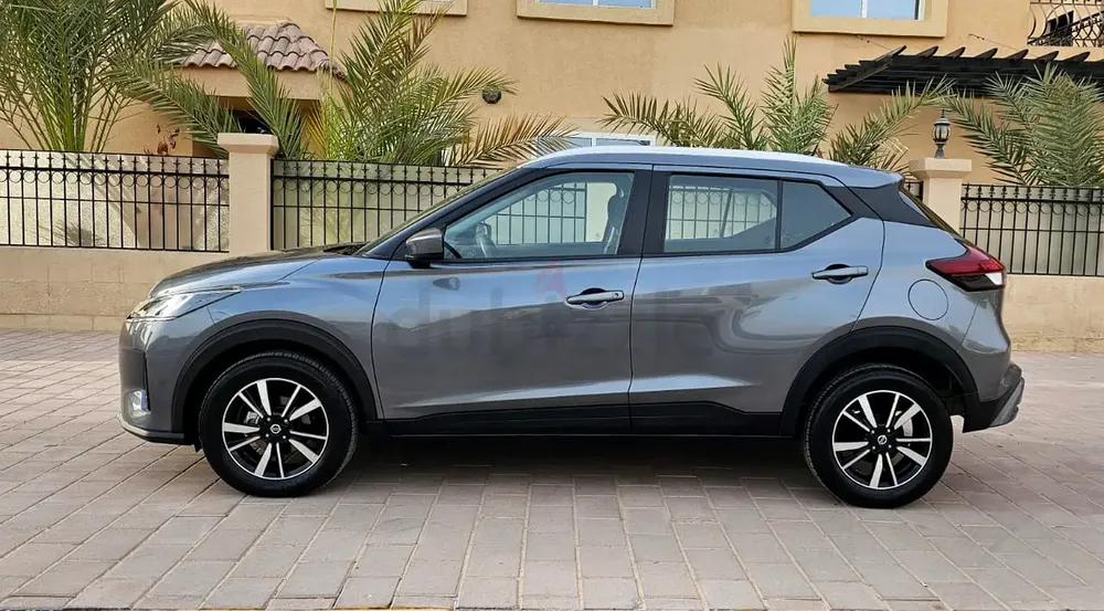 2021 Nissan Kicks S | GCC | Grey | Rear Camera + Sensors | 71K KM | Excellent Condition - Image 7