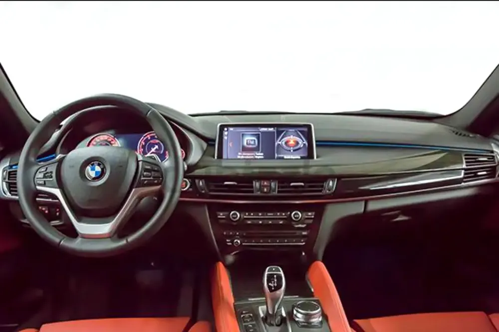 BMW X6 GCC 2018 - Image 4