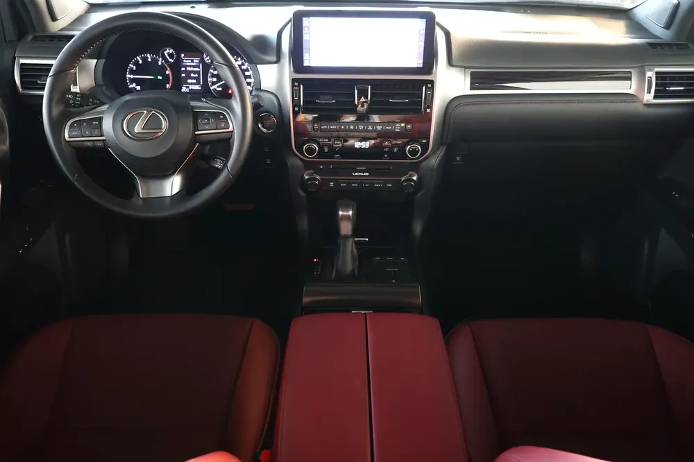 LEXUS GX460-PREMIUM-2023-54000KM-GCC SPECS -UNDER WARRANTY-EXCELLENT CONDITION - Image 14