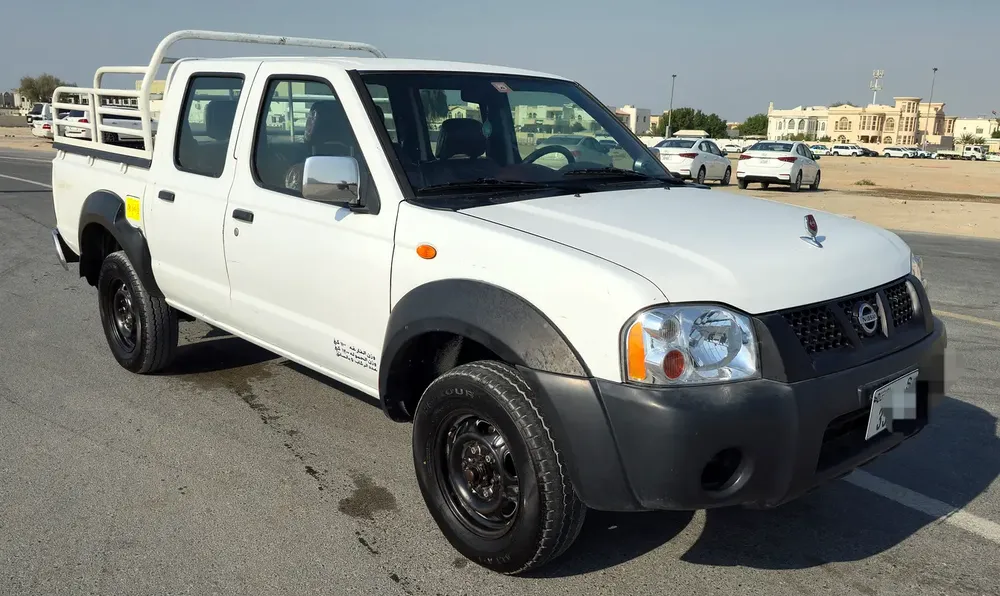 NISSAN DOUBLE CABIN PICKUP 4X4 MODEL 2016 FOR SALE - Image 4