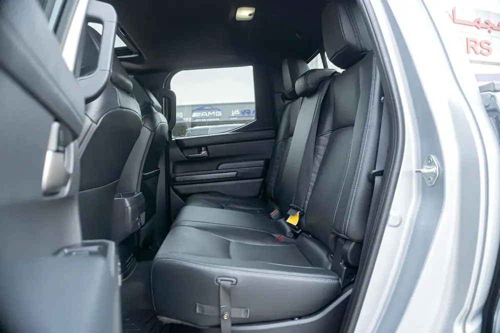 Toyota Tacoma 2024 SR5 Double Cab - Image 20
