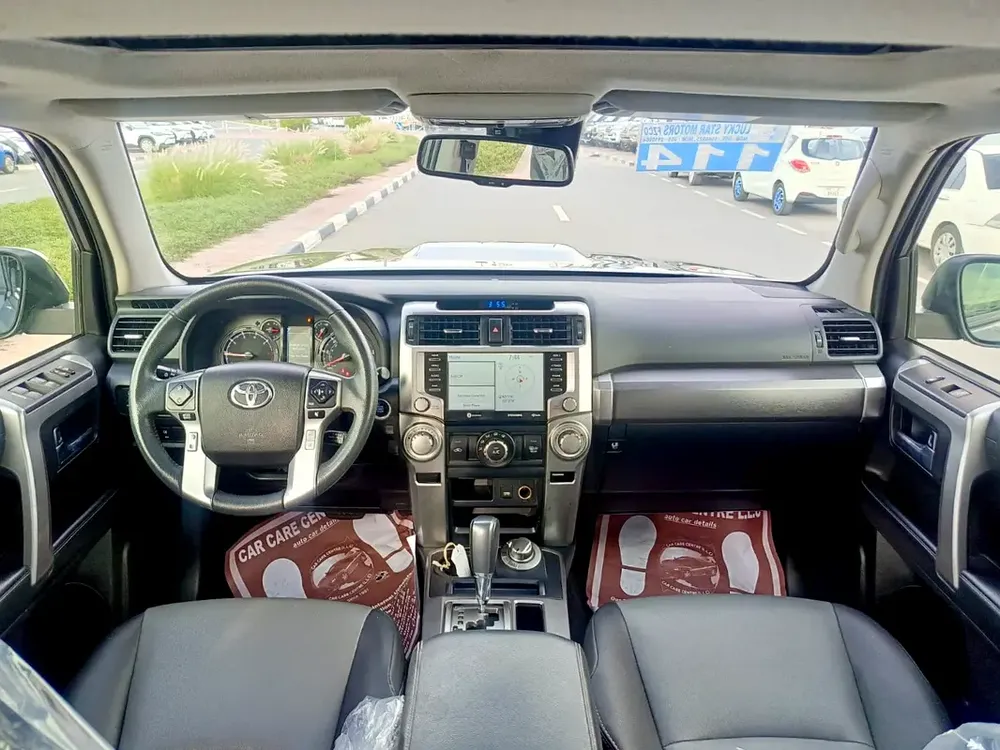 2021 Toyota 4Runner SR5 Premium Full Option - Image 14