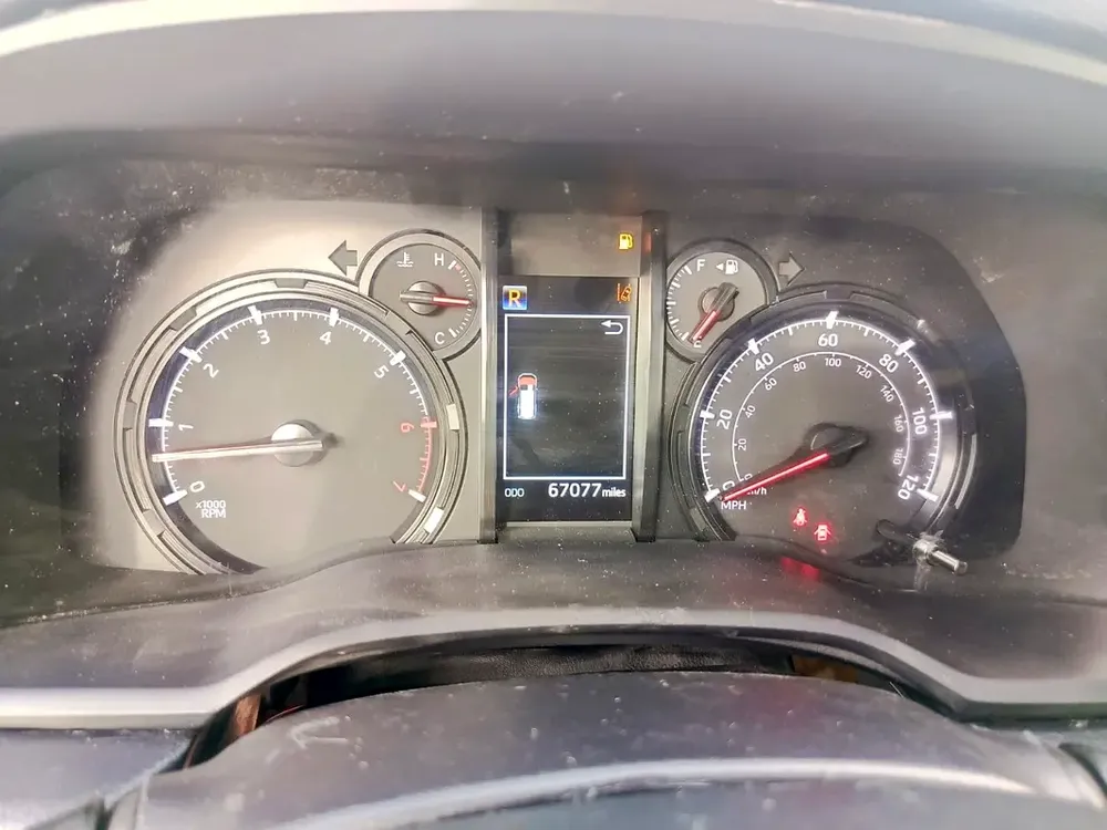 2021 Toyota 4Runner SR5 Premium Full Option - Image 18