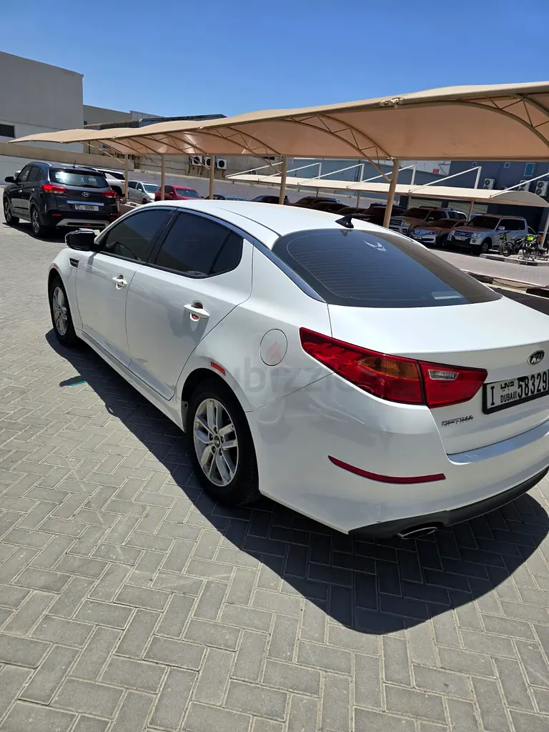 Kia Optima EX 2015 GCC Specs - clean and Well Maintained - Image 9