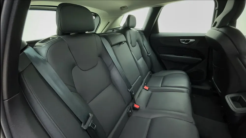 AED 1,509/month | 0 DP | Free 1 Year Warranty | Service History | 30 Day Return | VOLVO XC60 2023 - Image 9