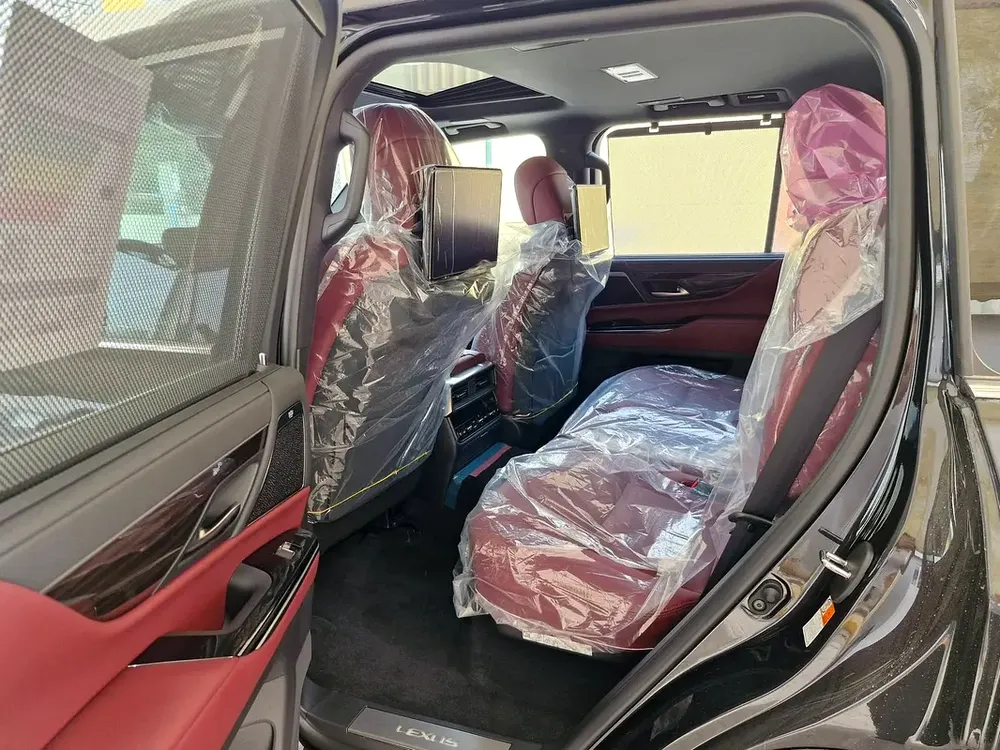 2026 Lexus LX 700h Signature - GCC Specs - Brand New - Image 11