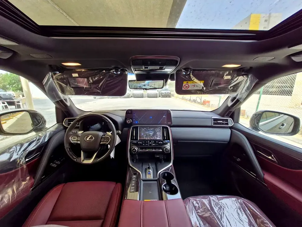2026 Lexus LX 700h Signature - GCC Specs - Brand New - Image 19