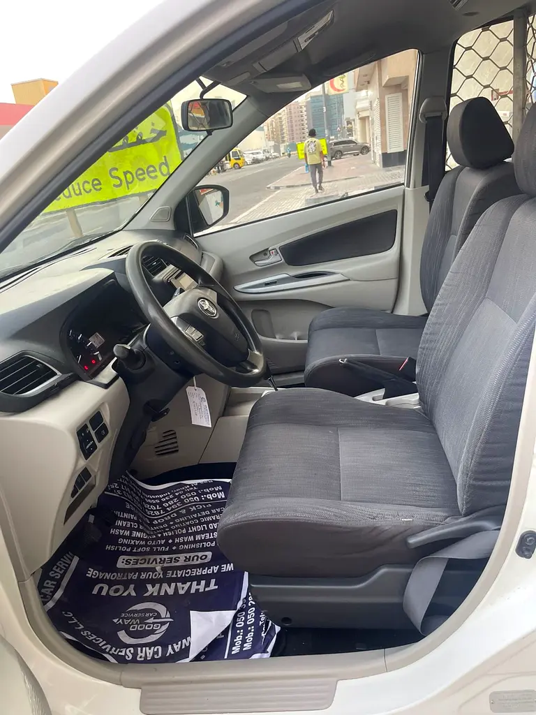 Toyota Avanza 2020 GCC Specs - Reliable 7-Seater Family Wagon - Image 4