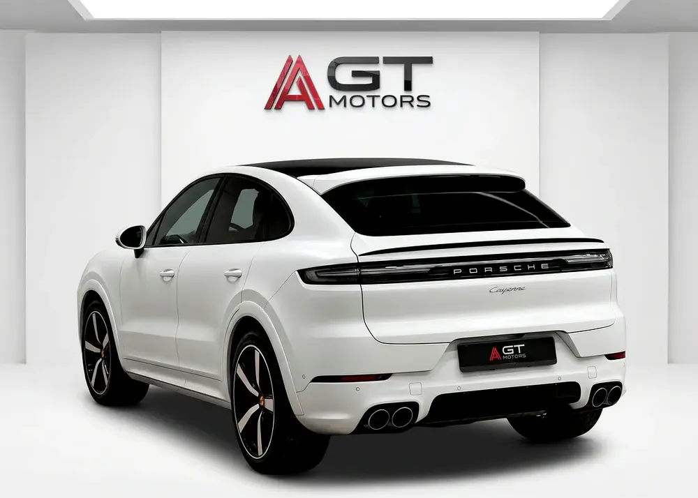 Porsche Cayenne Coupe 2025 GCC Specs - Like New - Warranty and service contract - Image 6