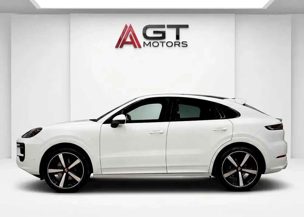 Porsche Cayenne Coupe 2025 GCC Specs - Like New - Warranty and service contract - Image 7