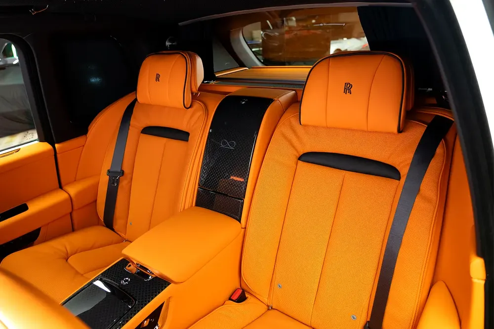 ROLLS ROYCE | CULLINAN BLACK BADGE | 2025MY | FULL SPECS - Image 12