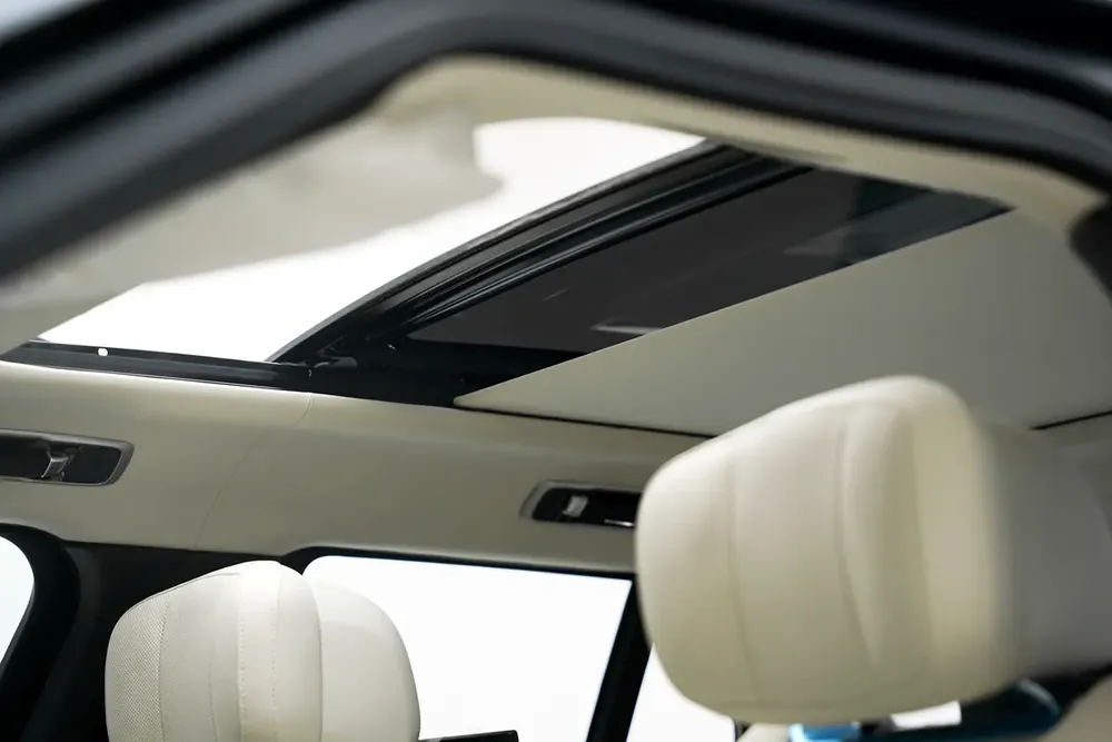 2025 RANGE ROVER P530 AUTOBIOGRAPHY WITH WARRANTY - Image 11