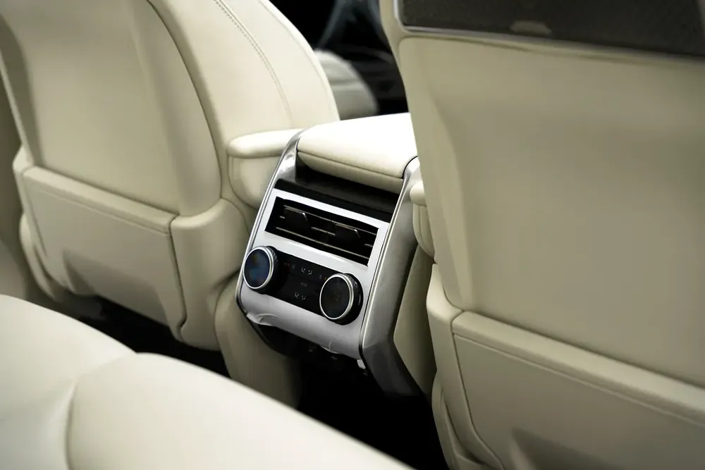 2025 RANGE ROVER P530 AUTOBIOGRAPHY WITH WARRANTY - Image 16