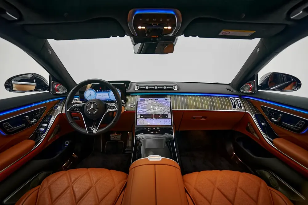 2023 Maybach S 680 V12 Excellent Condition - Image 9
