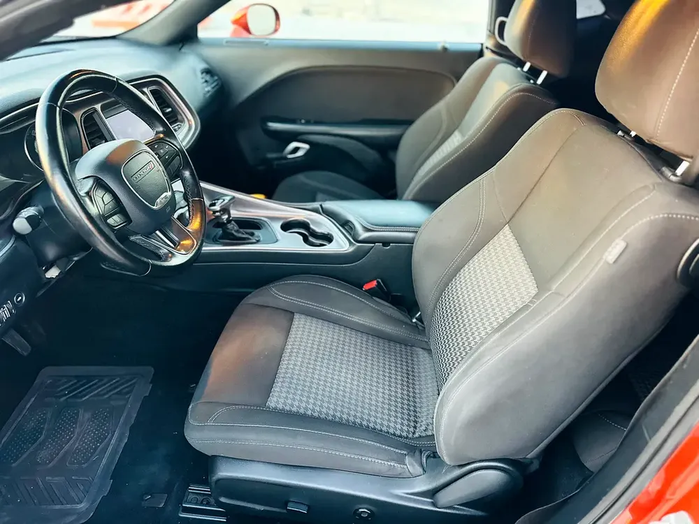 MODEL 2020 car perfect condition inside and outside low mileage - Image 10