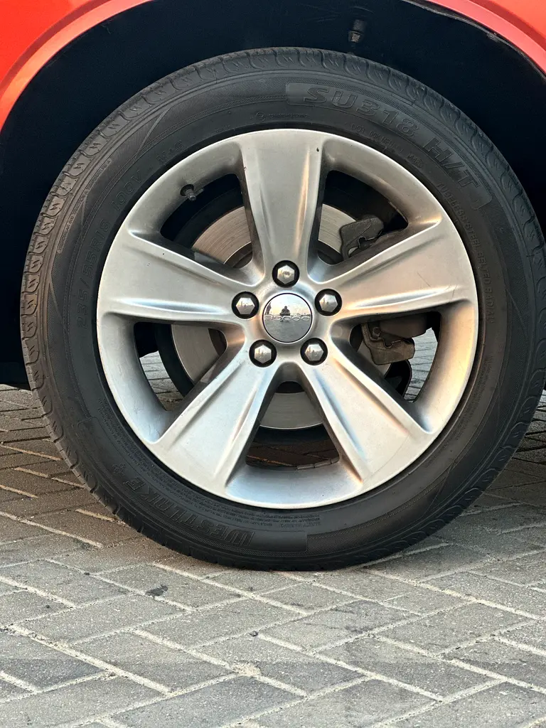 MODEL 2020 car perfect condition inside and outside low mileage - Image 7