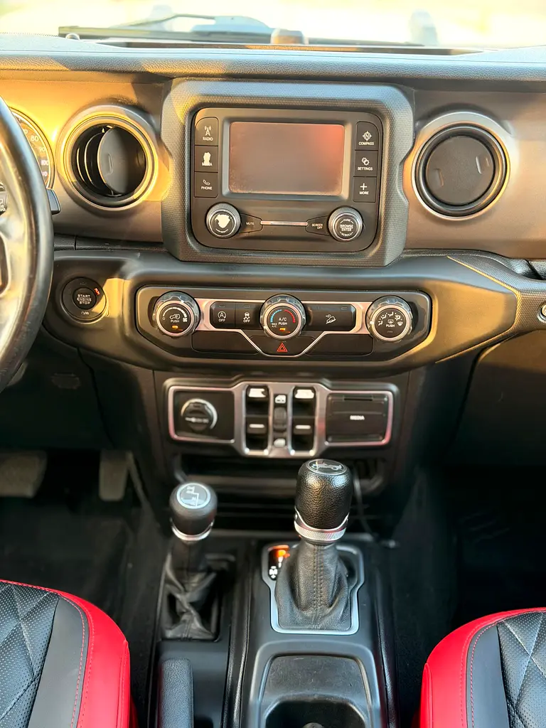 2018 Jeep Wrangler Sport S  - Ready for Adventure! - Excellent Condition - Image 5