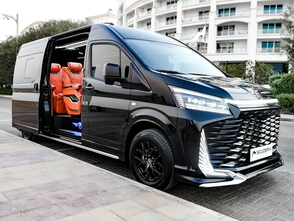 Toyota Hiace Luxury Passenger van - Image 20