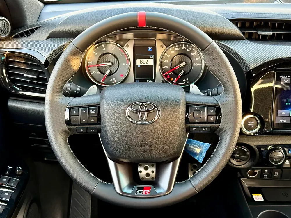 Toyota Hilux GR Sport 2026 GCC Specs - Image 15