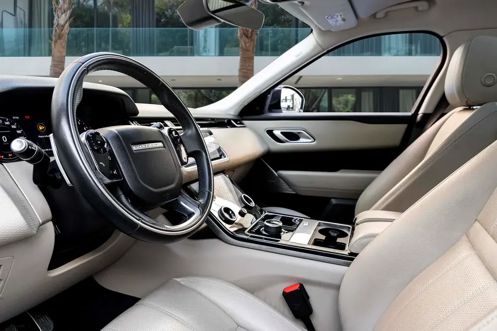 2,488 P.M |  Range Rover Velar P250 R-Dynamic SE | 0% Downpayment | Perfect Condition! - Image 9