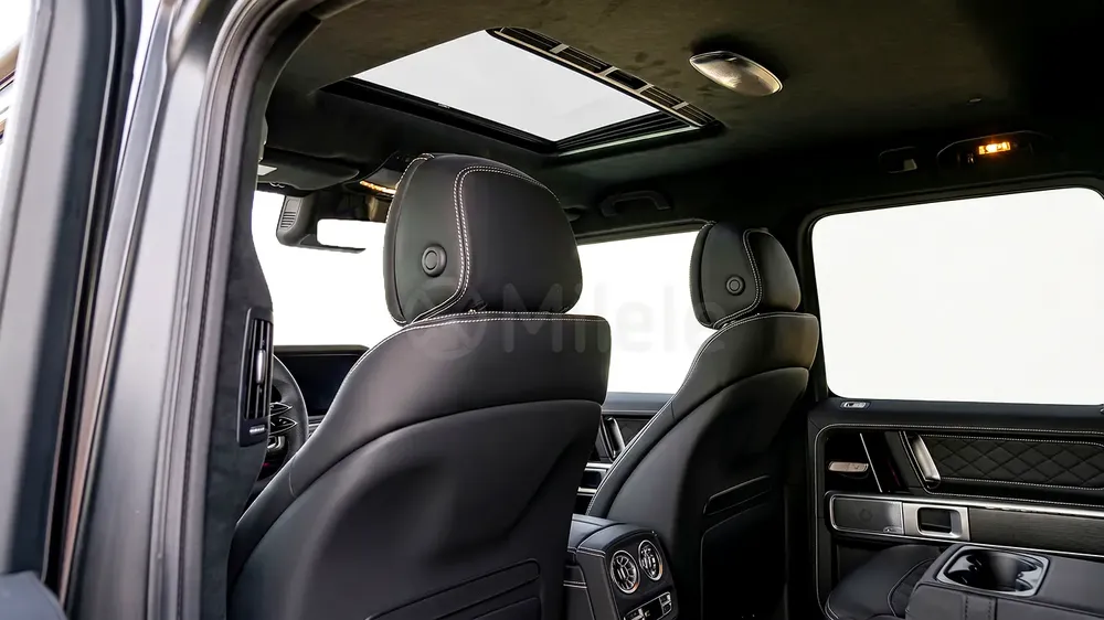 MERCEDES-AMG G 63 | 2-YEAR WARRANTY + SERVICE AVAILABLE | IN-HOUSE FINANCING | 0% DOWNPAYMENT (BANK) - Image 19