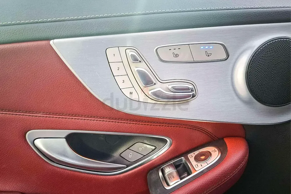 AED 1170/month | 2018 Mercedes-Benz C-Class C200 Coupe | GCC Specs | Ref#384931 - Image 13