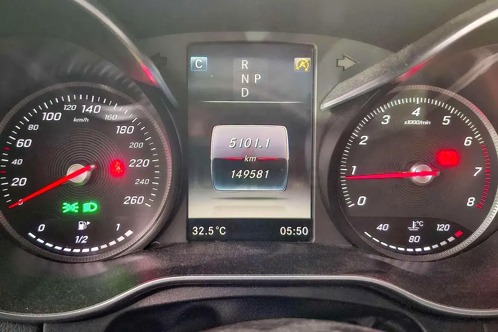 AED 1170/month | 2018 Mercedes-Benz C-Class C200 Coupe | GCC Specs | Ref#384931 - Image 15