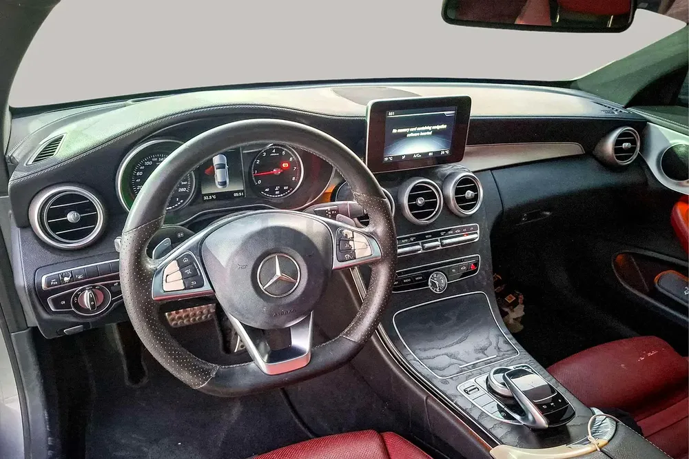 AED 1170/month | 2018 Mercedes-Benz C-Class C200 Coupe | GCC Specs | Ref#384931 - Image 9