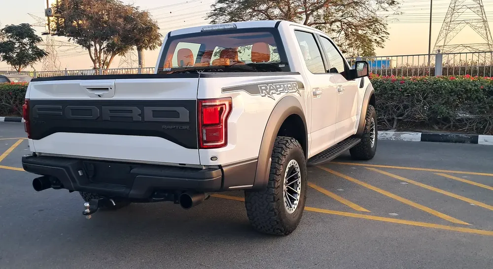 RAPTOR 2020 PERFORMANCE GCC FULL OPTION GCC SERVICECONTRACT 100000 KM +WARRANTY AL TAYER NO REPAINT - Image 5