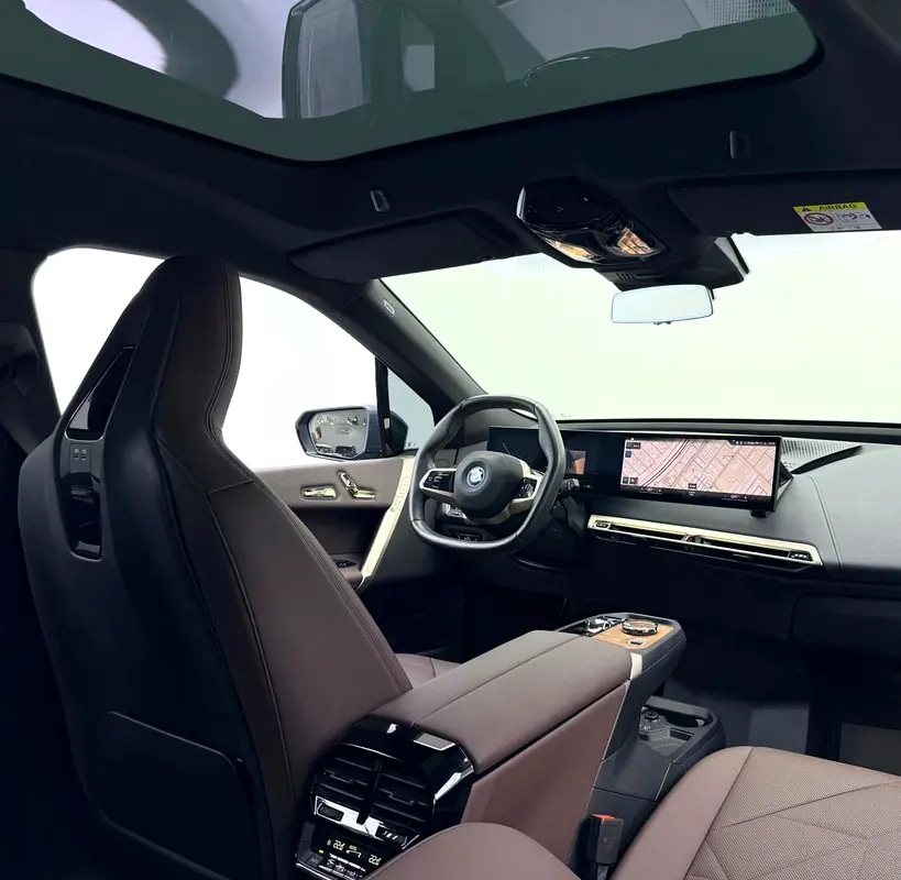 2023 BMW iX xDrive 40, BMW Warranty+Service Contract+Full Service History, GCC - Image 10