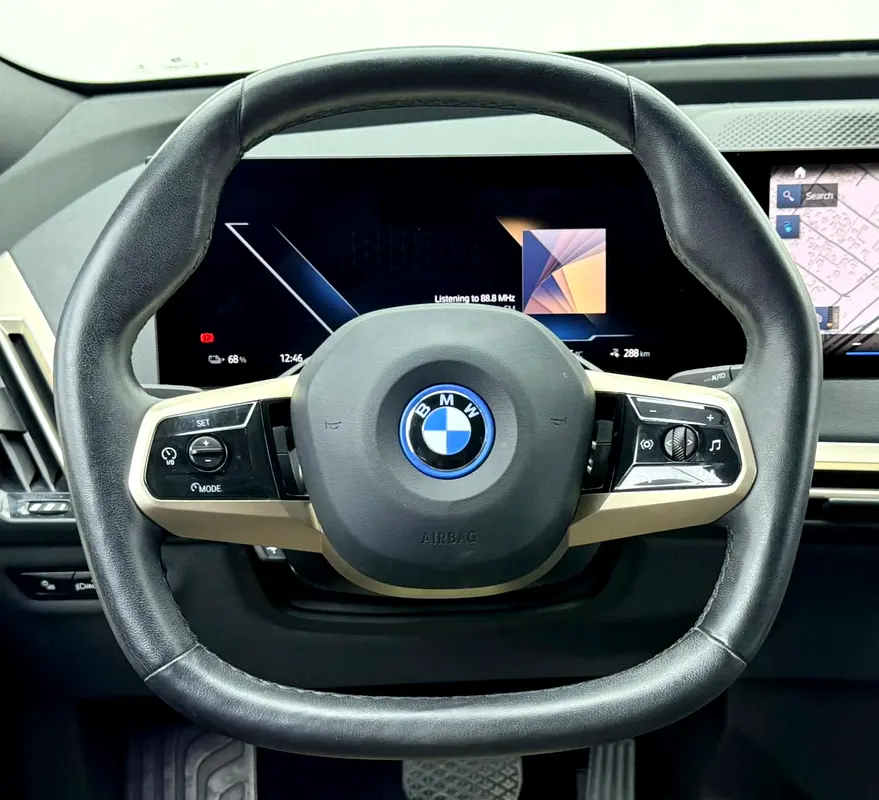2023 BMW iX xDrive 40, BMW Warranty+Service Contract+Full Service History, GCC - Image 7