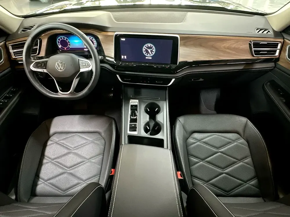 2100 P.M | 20% Downpayment | WARRANTY AND SERVICE | GCC Spec. - Image 10
