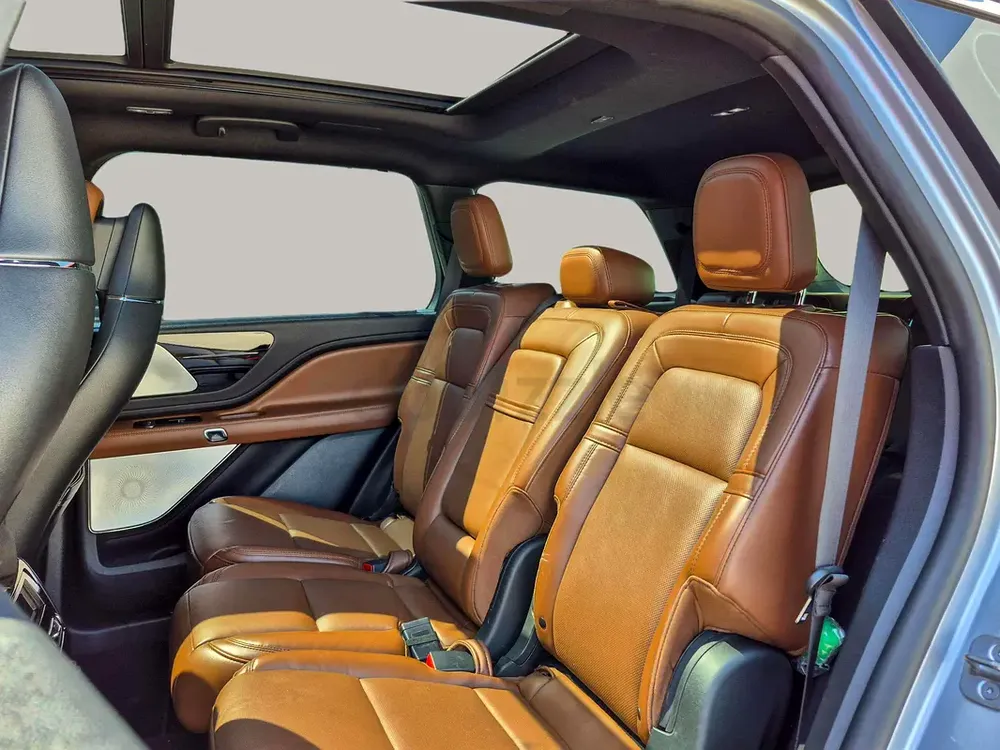 AED 1900/month | 2021 Lincoln Aviator  | GCC Specs | Ref#458919 - Image 12