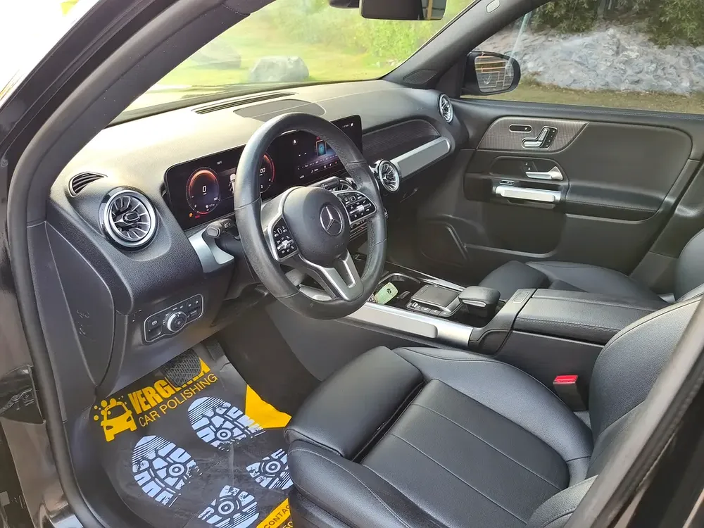 2022 Mercedes-Benz GLB 250 - American Specs - Low Mileage - Image 11
