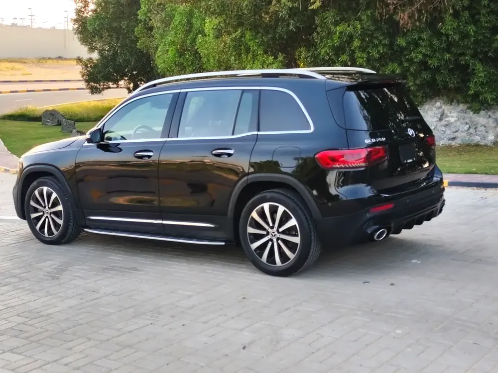 2022 Mercedes-Benz GLB 250 - American Specs - Low Mileage - Image 8