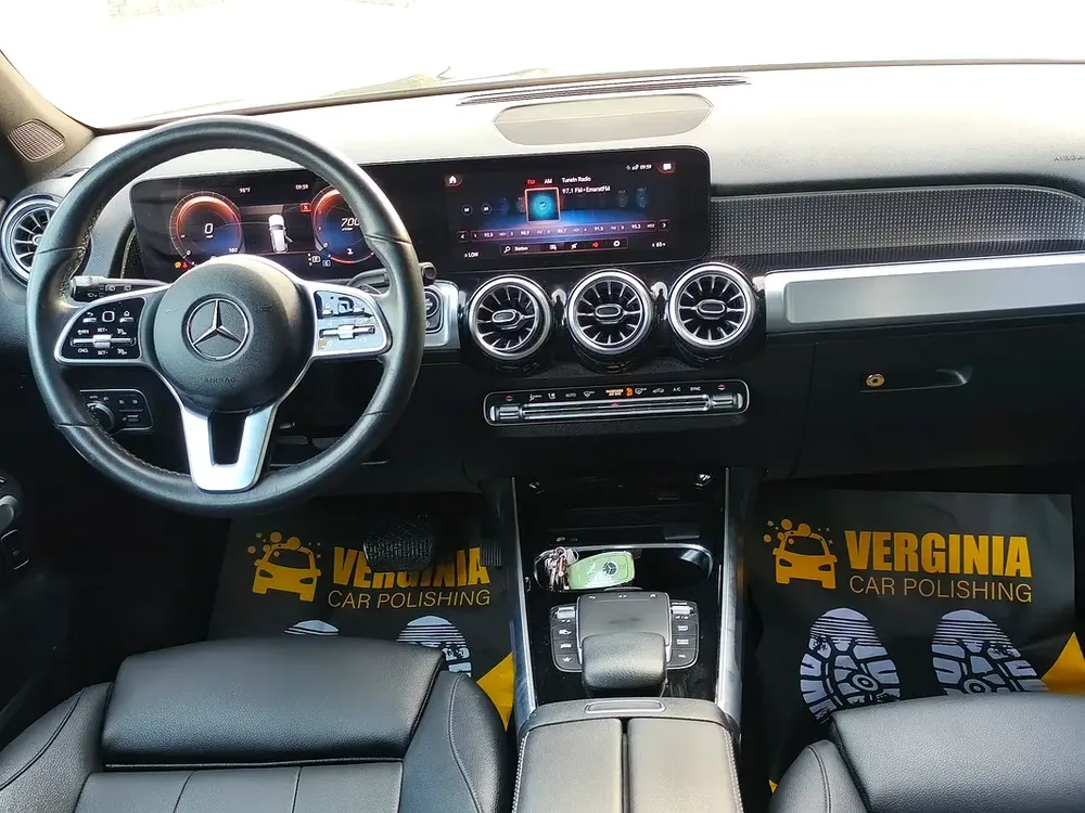 2022 Mercedes-Benz GLB 250 - American Specs - Low Mileage - Image 9