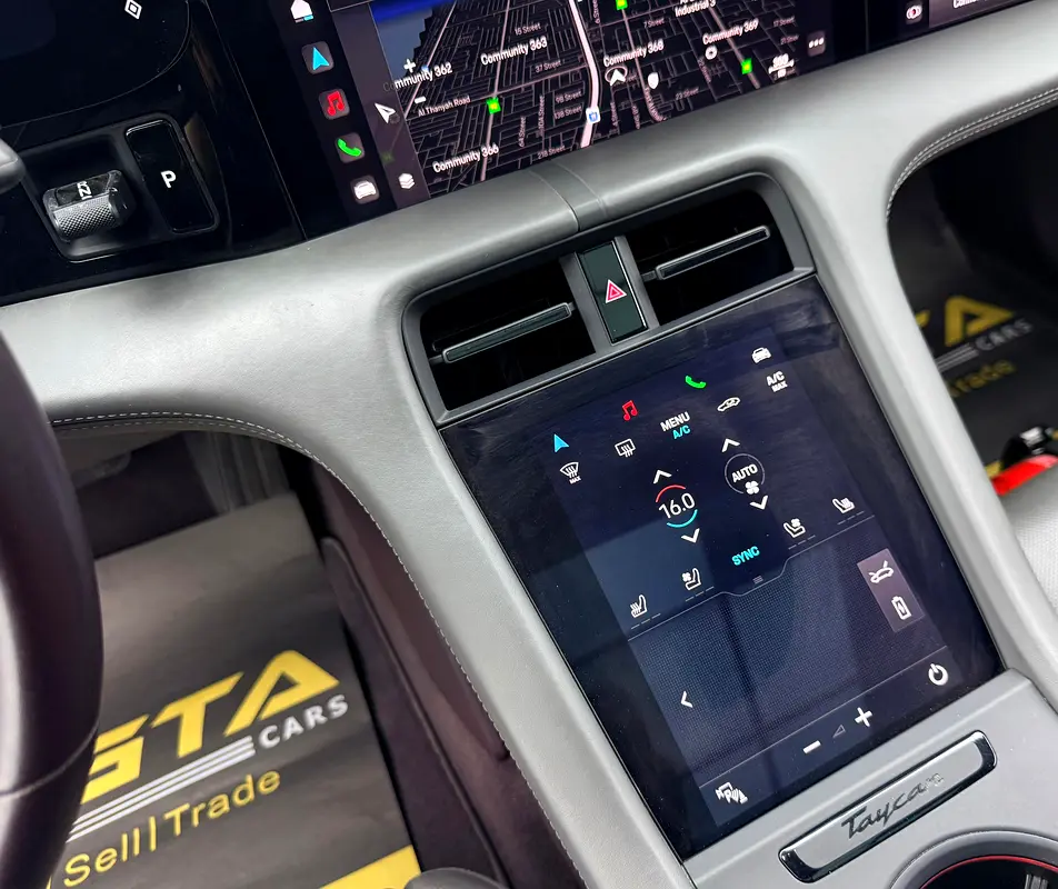2021 Porsche Taycan, Warranty, Full Porsche Service History, GCC - Image 18