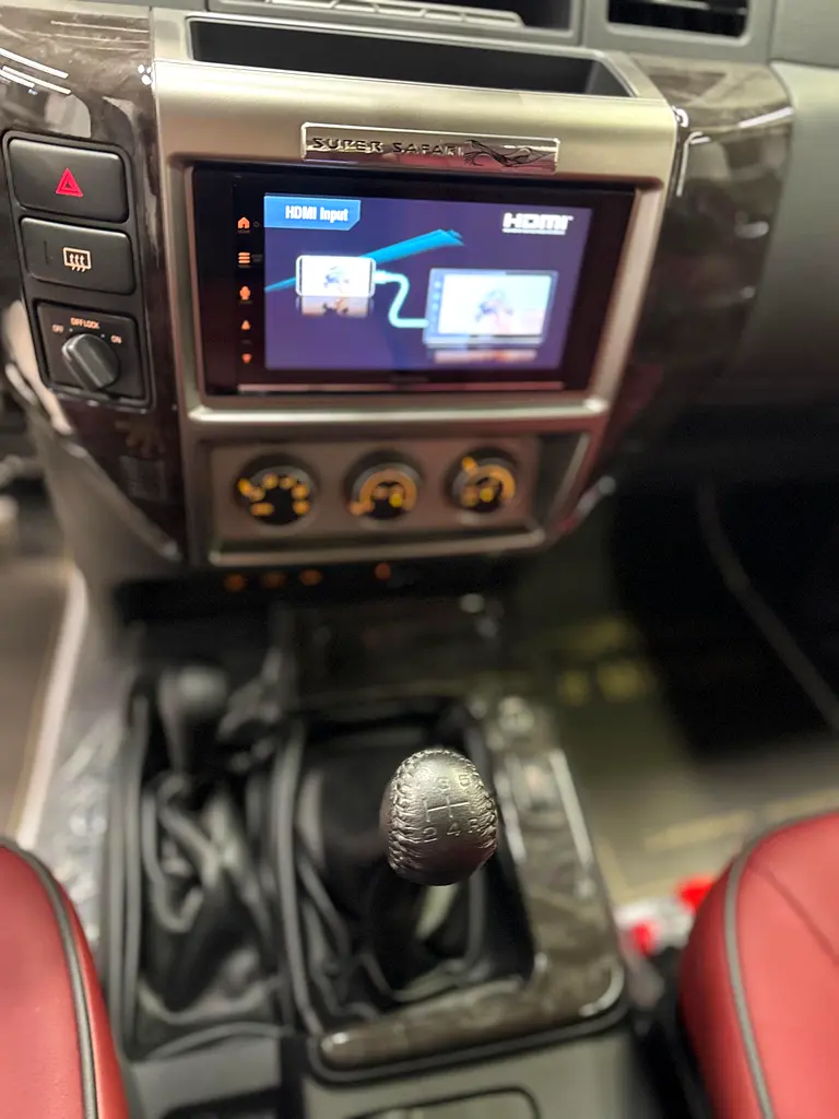 Nissan Safari - Image 14