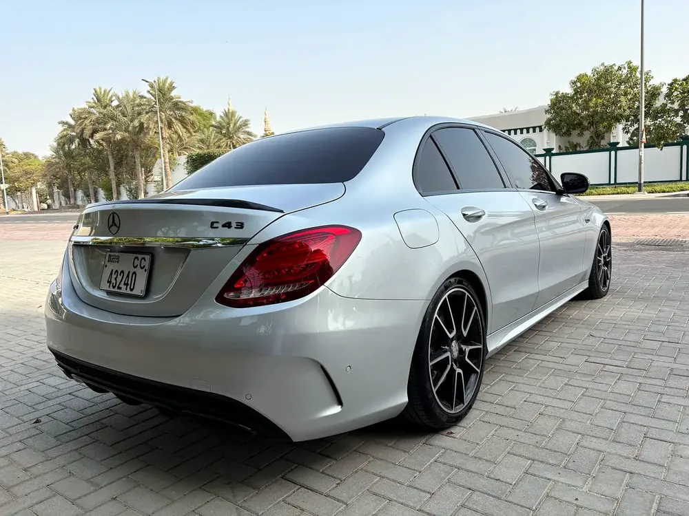 C43 AMG IN PERFECT CONDITION - Image 5