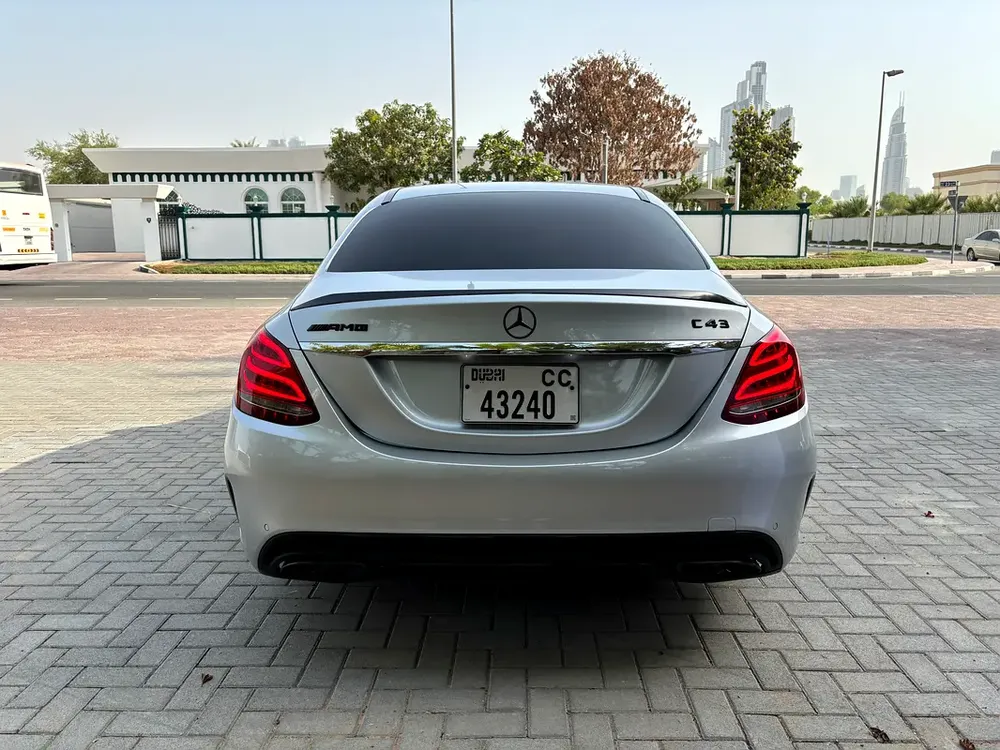 C43 AMG IN PERFECT CONDITION - Image 6