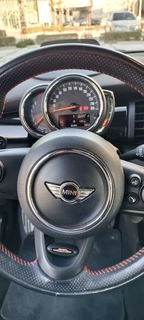 MINI COOPER S JCW  || FULL AGENCY SERVICE  || ORIGINAL PAINT - Image 10