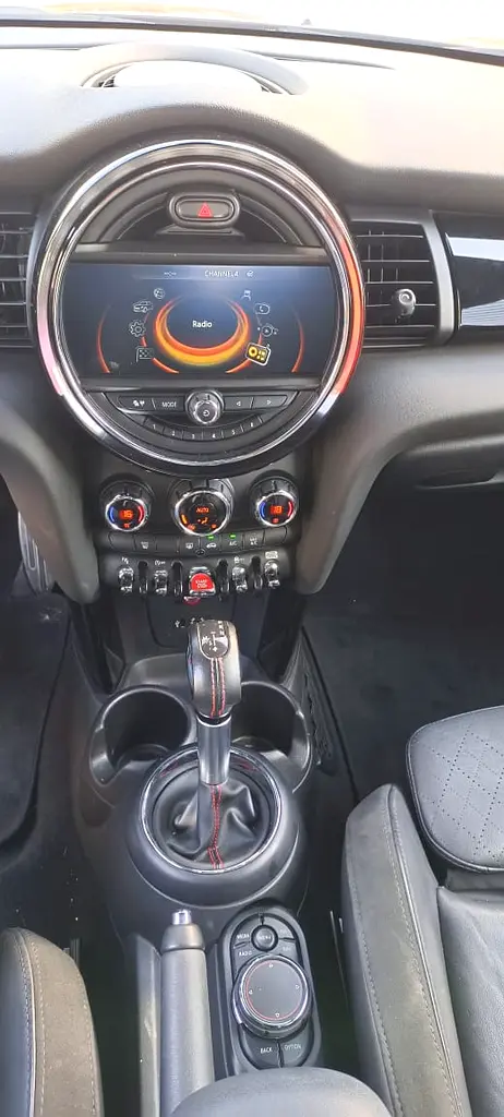 MINI COOPER S JCW  || FULL AGENCY SERVICE  || ORIGINAL PAINT - Image 14