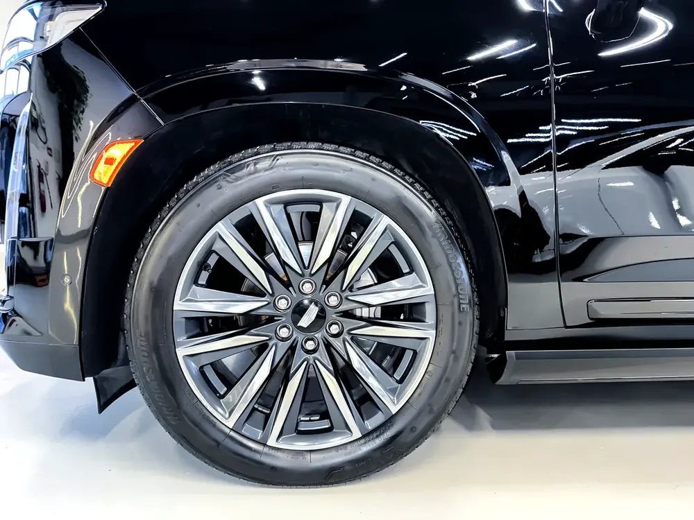2023 CADILLAC ESCALADE  | DEALER WARRANTY TILL 11/2028 | FULL OPTIONS | IMMACULATE CONDITION - Image 16