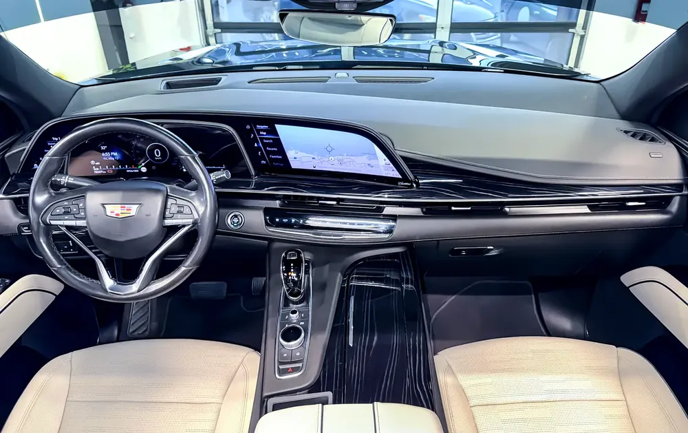 2023 CADILLAC ESCALADE  | DEALER WARRANTY TILL 11/2028 | FULL OPTIONS | IMMACULATE CONDITION - Image 9