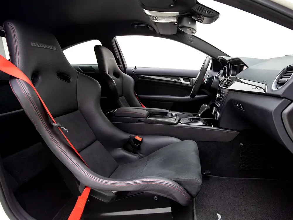 2013 | Mercedes Benz | AMG C 63 Coupe Black Series | GCC Spec - Image 11