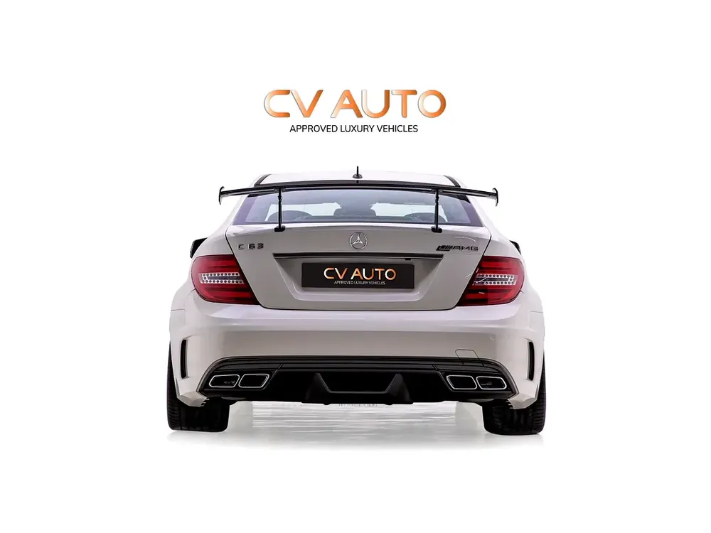 2013 | Mercedes Benz | AMG C 63 Coupe Black Series | GCC Spec - Image 5